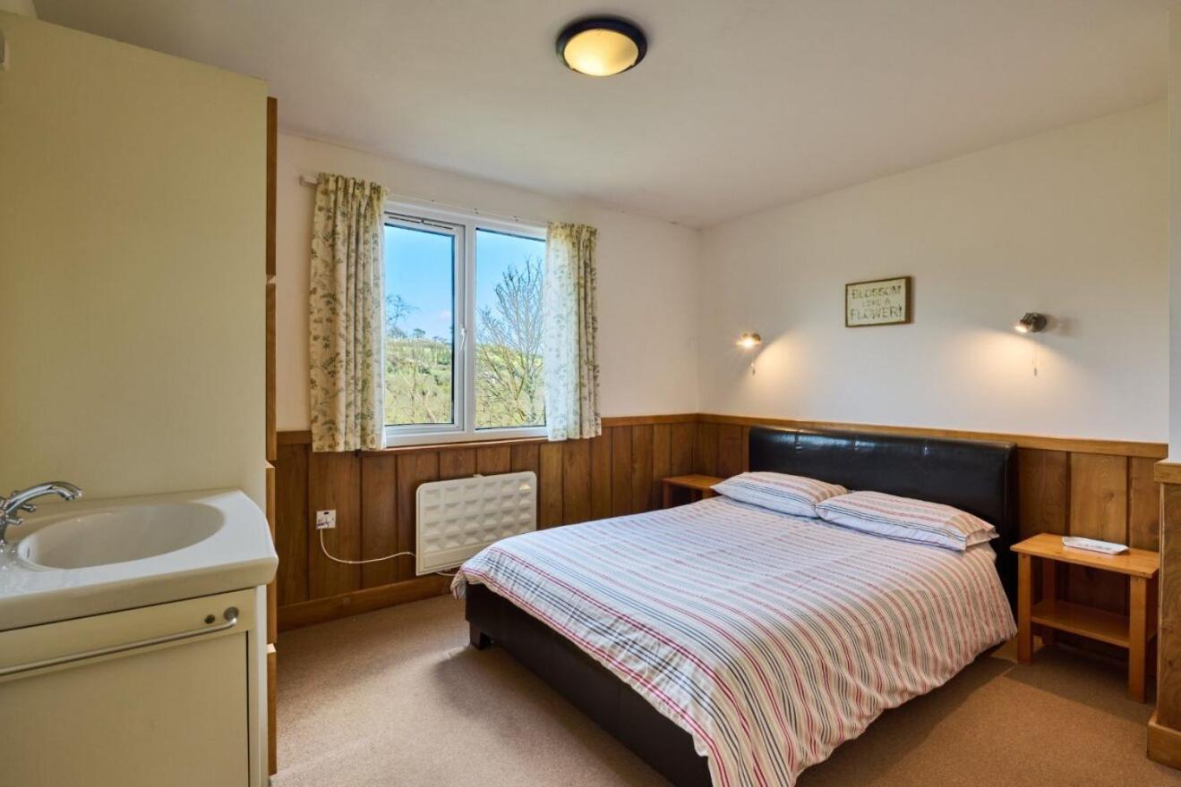 Churchwood Valley Wembury Экстерьер фото